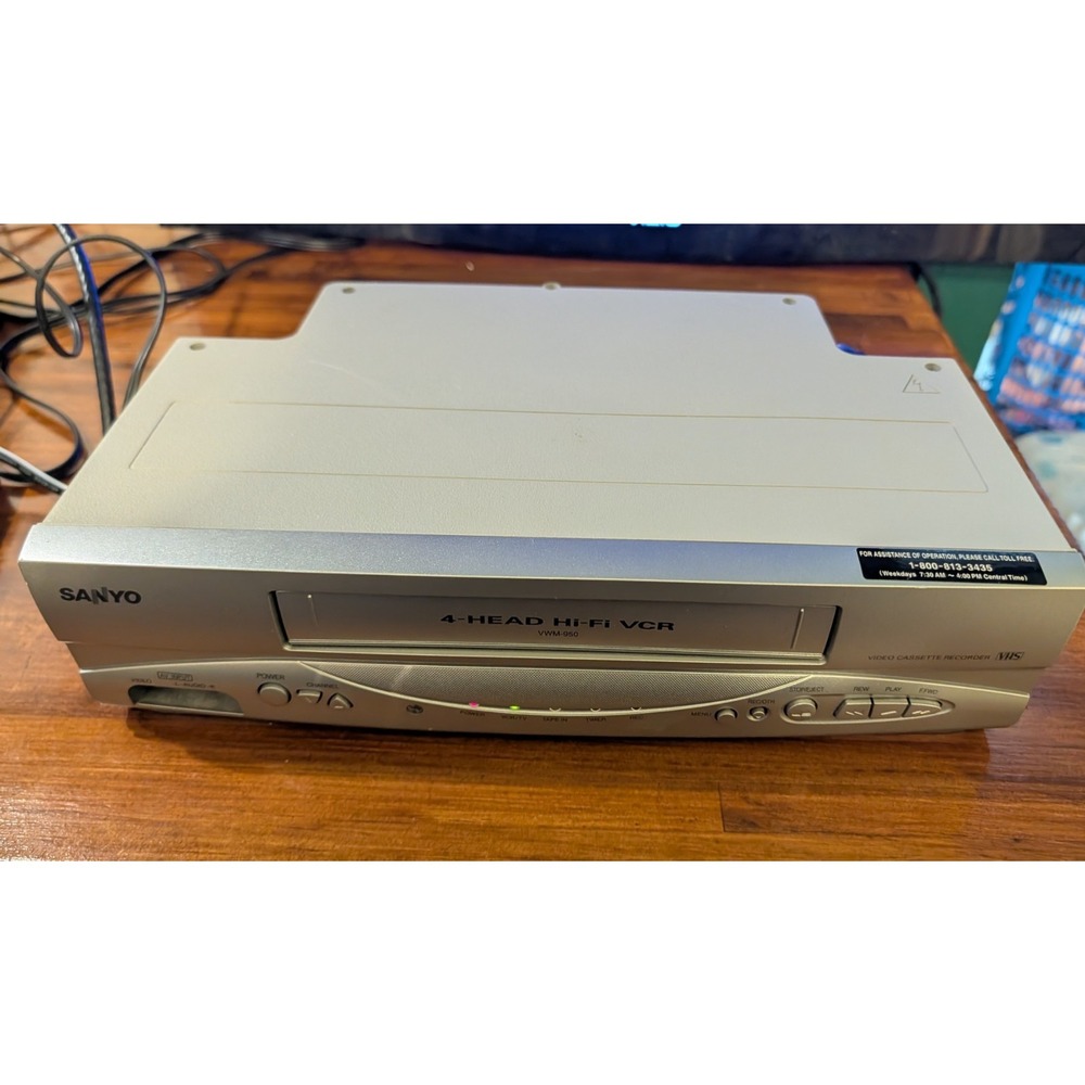 Vintage Sanyo VWM-950 VCR VHS Player Movie Recorder No Remote Tested Working